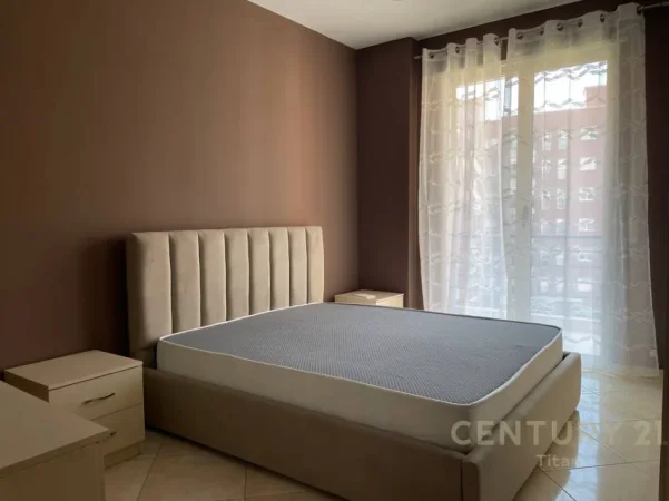 Tirane, jepet me qera apartament 1+1 Kati 3, 68 m² 500 € 