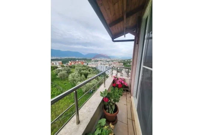 Tirane, shitet apartament , 134 m² 227.000 € 