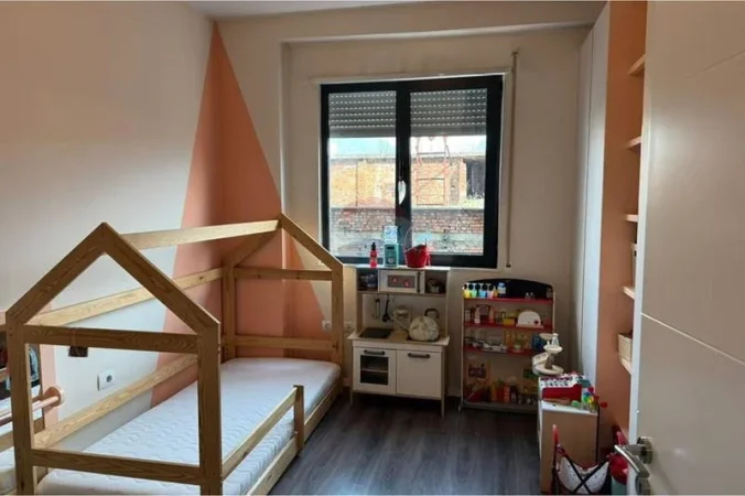 Tirane, shitet apartament , 102 m² 229.000 € 