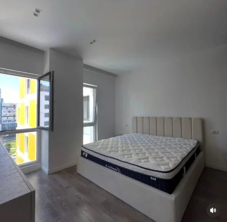 Tirane, jepet me qera apartament 2+1 Kati 5, 75 m² 900 € 