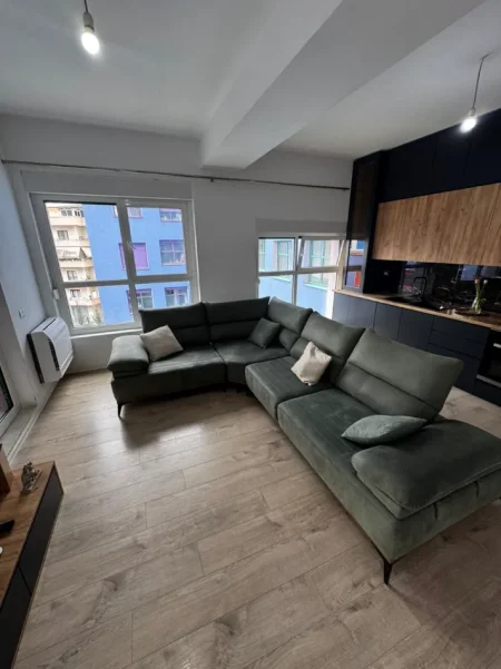 Tirane, shitet apartament 2+1+Ballkon Kati 6, 95 m² 159.000 € (Rruga Pasho Hysa)
