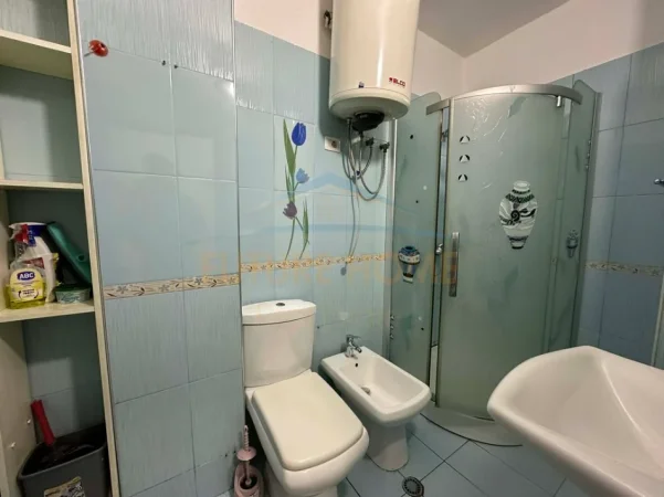 Tirane, jepet me qera apartament 2+1+2 Kati 7, 98 m² 450 € (ASTIR , Prane Bar Oslo)