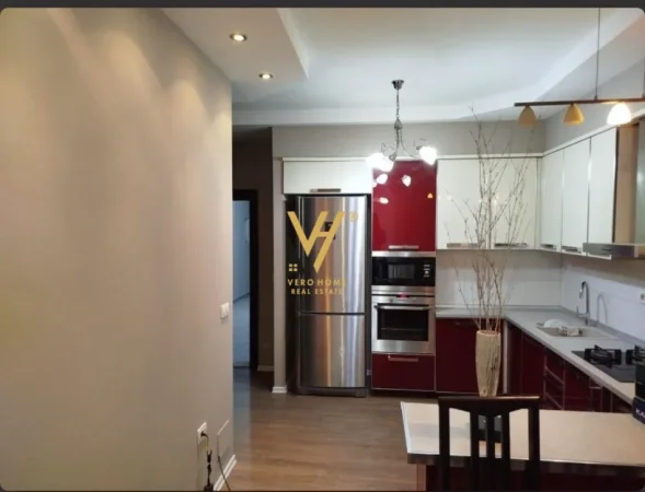 Tirane, jepet me qera apartament 1+1+Ballkon Kati 6, 68 m² 490 € (YZBERISHT)