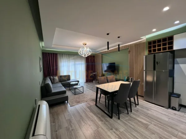 Tirane, jepet me qera apartament 3+1+2 Kati 1, 112 m² 1.000 € (RRUGA SIRI KODRA)