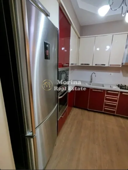 Tirane, jepet me qera apartament 1+1 Kati 6, 68 m² 450 € (Yzberisht)
