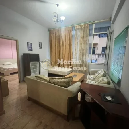 Tirane, jepet me qera apartament 1+1 Kati 1, 70 m² 350 € (Kodra e Diellit)