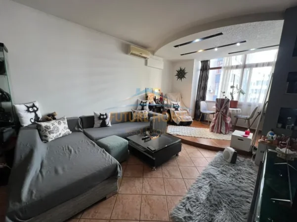 Tirane, shitet apartament 1+1 Kati 2, 74 m² 185.000 € 