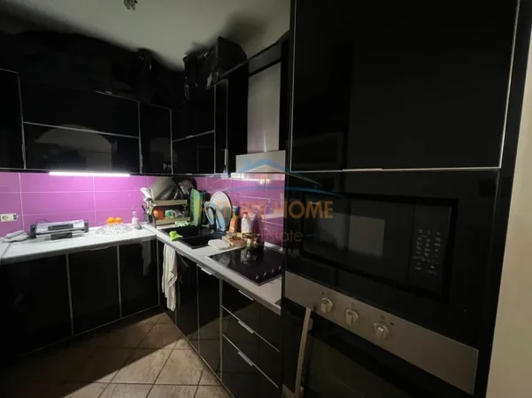 Tirane, shitet apartament 1+1 Kati 2, 74 m² 185.000 € 