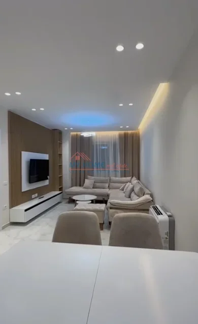 Tirane, jepet me qera apartament 1+1+Ballkon Kati 6, 80 m² 630 € (Rruga Dritan Hoxha)