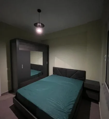 Tirane, jepet me qera apartament 1+1 Kati 6, 70 m² 450 € (Casa Italia)