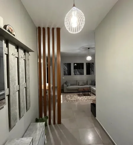Tirane, jepet me qera apartament 1+1 Kati 6, 70 m² 450 € (Casa Italia)