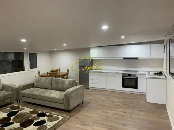 Tirane, jepet me qera apartament 1+1 Kati 4, 73 m² 450 € (SIRI KODRA)