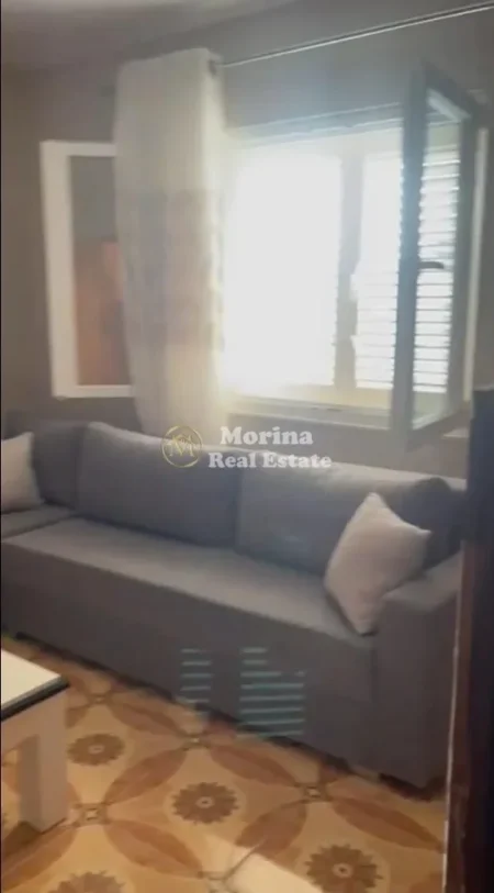 Tirane, jepet me qera shtepi 2+1 Kati 1, 130 m² 650 € (Porcelan)