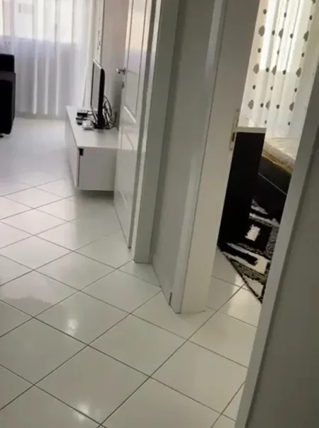 Tirane, jepet me qera apartament 1+1 Kati 3, 60 m² 450 € (Astir)