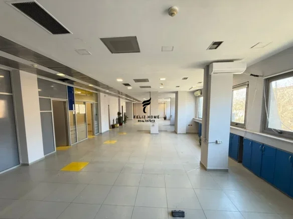 Tirane, jepet me qera zyre Kati 2, 916 m² 18.000 € (RRUGA E KAVAJES)