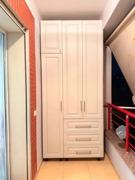 Tirane, jepet me qera apartament 1+1+Ballkon Kati 2, 73 m² 570 € 