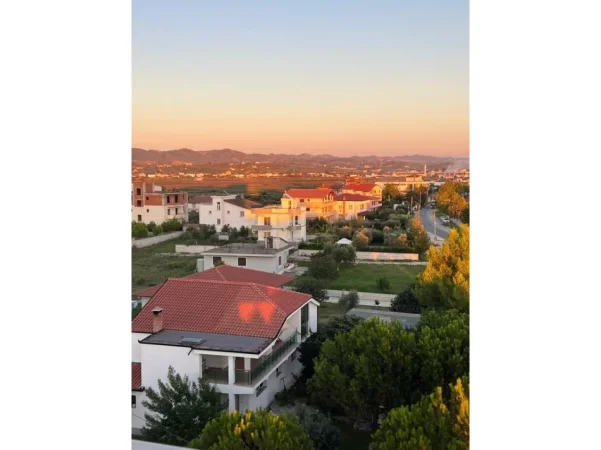 Kavaje, shitet , 109 m² 130.000 € (Qerret, Kavajë)