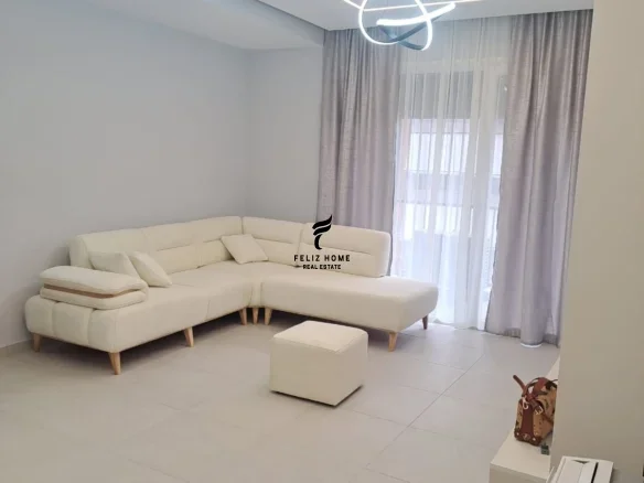 Tirane, jepet me qera apartament 2+1+Ballkon Kati 5, 82 m² 600 € (5 MAJI)