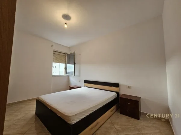Tirane, shitet apartament 2+1 Kati 8, 95 m² 155.000 € (Pallatet Cabej)
