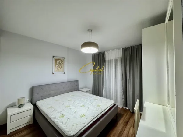 Tirane, jepet me qera apartament 1+1 Kati 10, 68 m² 700 € (KOMUNA E PARISIT)