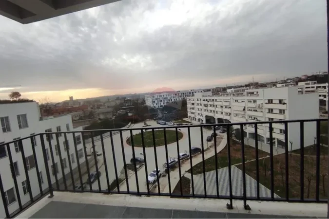 Tirane, jepet me qera apartament 2+1 Kati 5, 90 m² 43.000 € 