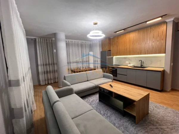 Qira, Apartament 2+1, Pazari i Ri, Tirane.