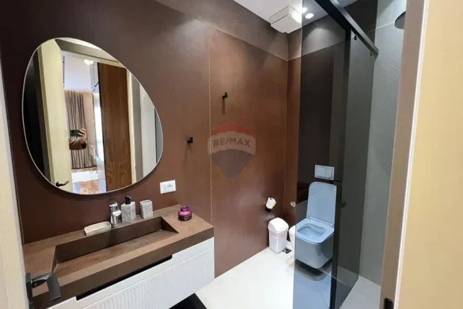 Tirane, shitet apartament 2+1+Aneks+Ballkon Kati 8, 119 m² 525.000 € 