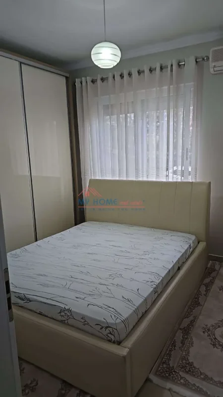 Tirane, jepet me qera apartament 2+1+Ballkon Kati 2, 100 m² 600 € (Rruga Rrapo Hekali)