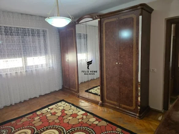 Tirane, jepet me qera apartament 2+1+Ballkon Kati 4, 75 m² 450 € (SIRI KODRA)