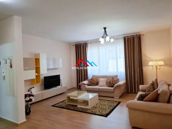 Tirane, jepet me qera apartament 2+1+Ballkon Kati 3, 115 m² 800 € (RRUGA EDUART MANO,KOPSHTI ZOOLOGJIK)