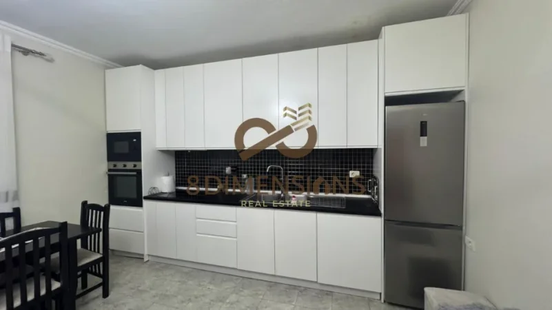 Tirane, jepet me qera apartament 2+1 Kati 0, 95 m² 450 € (don bosko)
