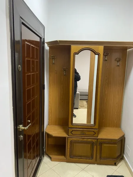 Jepet me Qera Apartament 2+1 në Astir, 450 Euro