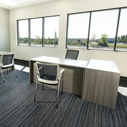 Tirane, jepet me qera zyre Kati 5, 125 m² 550 € (BRRYLI)