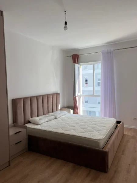 Tirane, jepet me qera apartament 2+1 Kati 2, 90 m² 500 € (Univers City , QTU)