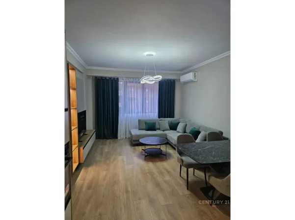 Tirane, jepet me qera apartament 1+1 Kati 4, 60 m² 550 € (Urban Gate Astir)