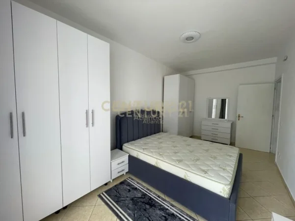 Durres, jepet me qera apartament 2+1+Ballkon Kati 2, 94 m² 450 € 