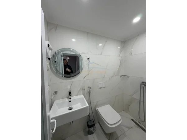 Tirane, shitet apartament 2+1 Kati 3, 90 m² 220.000 € (Rruga e Barrikadave)