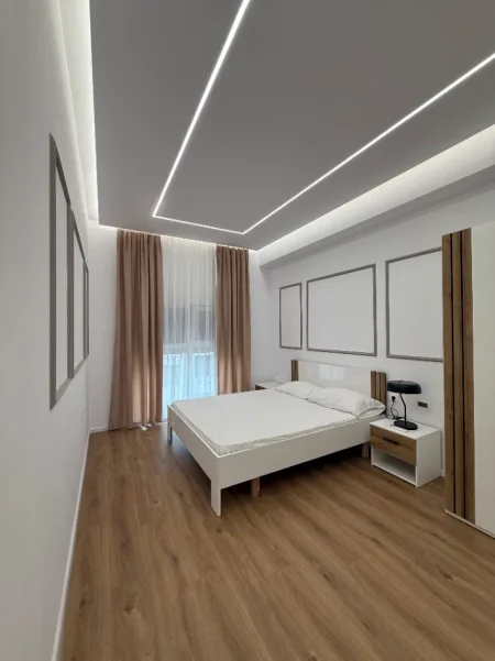 Tirane, jepet me qera apartament 1+1+Ballkon Kati 4, 550 € (REZIDENCA KADIU ALI DEM)