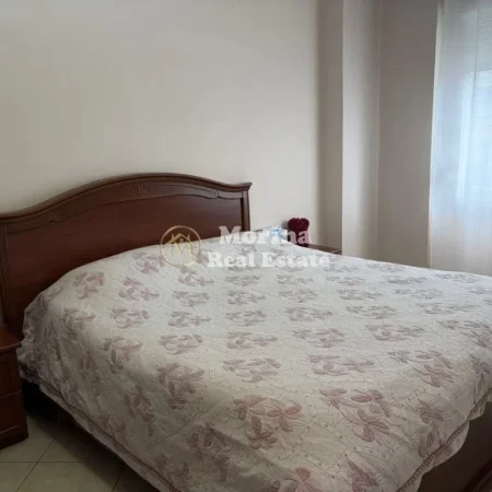 Tirane, jepet me qera apartament 2+1 Kati 5, 90 m² 450 € (Casa Italia)