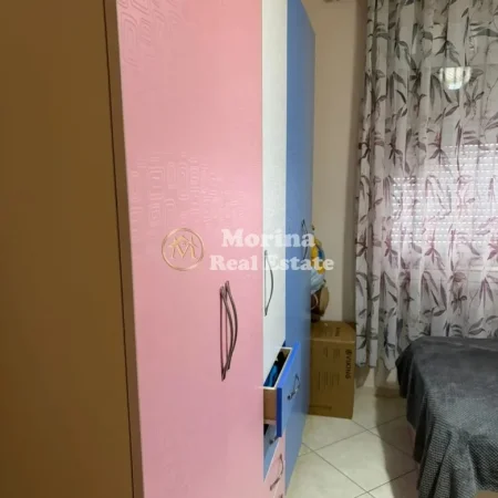 Tirane, jepet me qera apartament 2+1 Kati 5, 90 m² 450 € (Casa Italia)