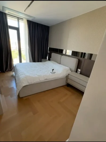 Tirane, shitet apartament 2+1 Kati 2, 132 m² 750.000 € (lake view)
