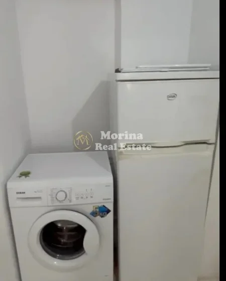 Tirane, jepet me qera garsonier Kati 1, 25 m² 250 € (Laprake)