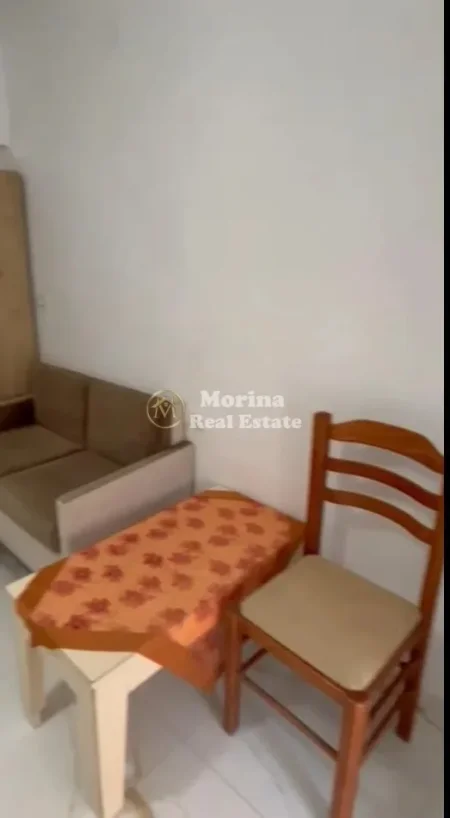 Tirane, jepet me qera garsonier Kati 1, 25 m² 250 € (Laprake)