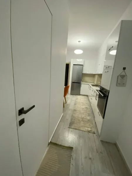 Tirane, jepet me qera apartament 2+1+Aneks+Ballkon Kati 3, 1 m² 750 € (pazar i ri)