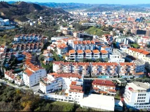 Tirane, shitet Vile 3 Katshe , 393 m² 830.000 € (Rruga Kodra e Diellit)