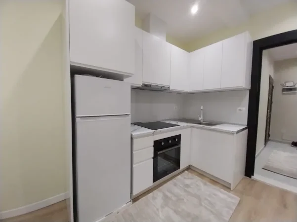 Tirane, jepet me qera garsonier 1+1 Kati 7, 70 m² 1.200 € 
