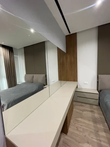 Tirane, jepet me qera apartament 1+1+Ballkon , 75 m² 850 € 