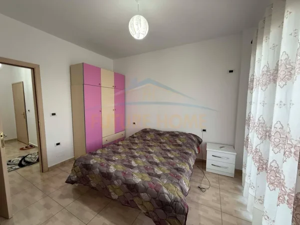 Tirane, jepet me qera apartament 2+1 Kati 5, 120 m² 400 € (ASTIR)