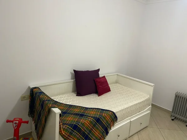 Tirane, shitet apartament 2+1 , 91 m² (Filip Jano)