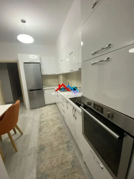 Tirane, jepet me qera apartament 2+1+Ballkon Kati 3, 88 m² 750 € (RRUGA MUSA MACI,PAZARI I RI)